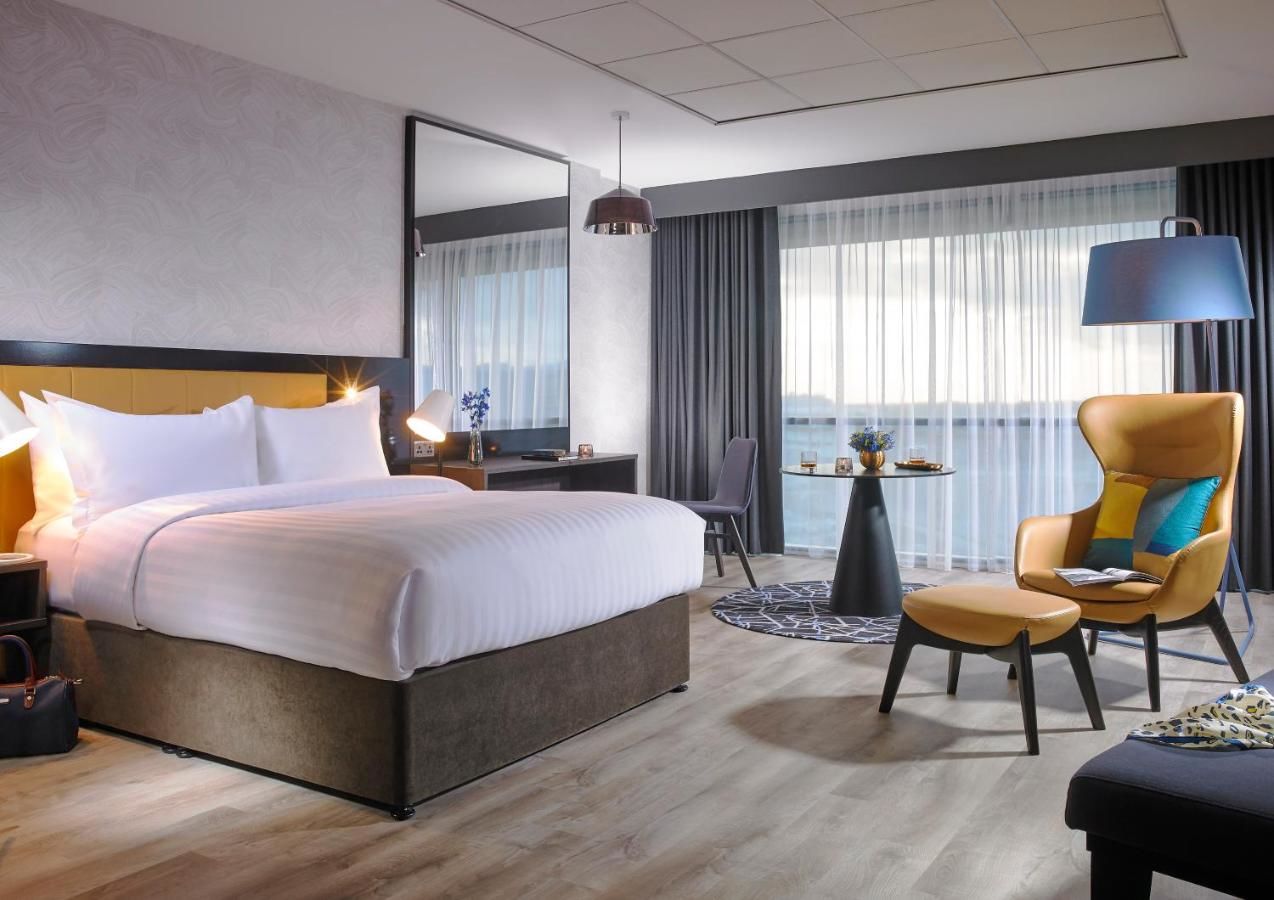 Отель Radisson BLU Hotel Dublin Airport Клогран-28