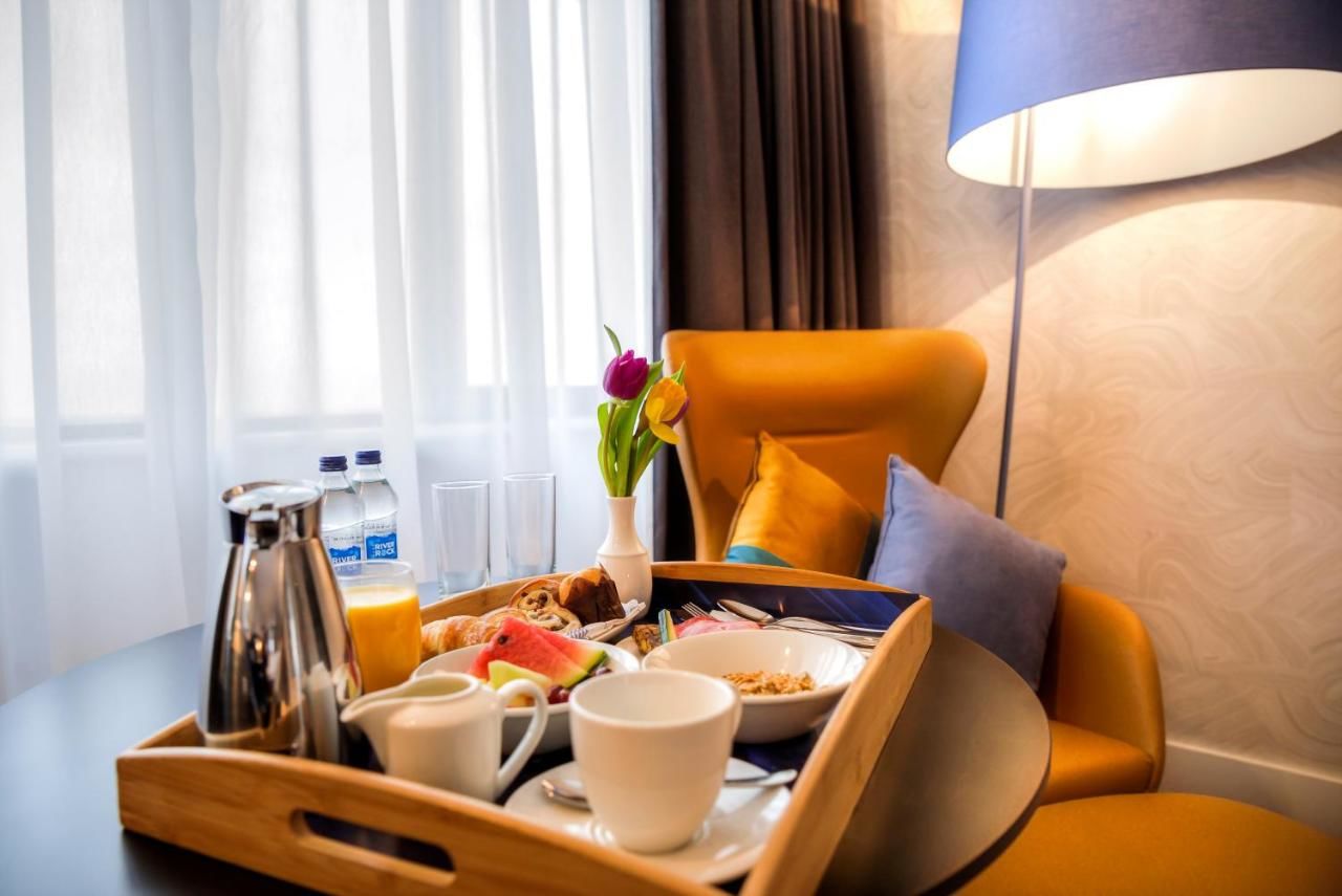 Отель Radisson BLU Hotel Dublin Airport Клогран